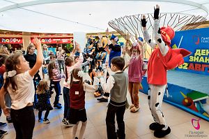 32 августа в ТРЦ "Галерея Новосибирск", 1.09.2018